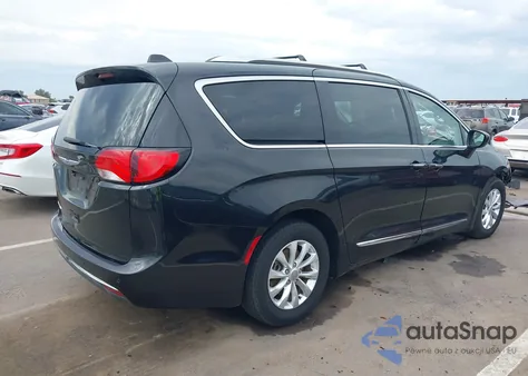 2019 Chrysler Pacifica Touring L из США, поврежденный, VIN 2C4RC1BG6KR617149
